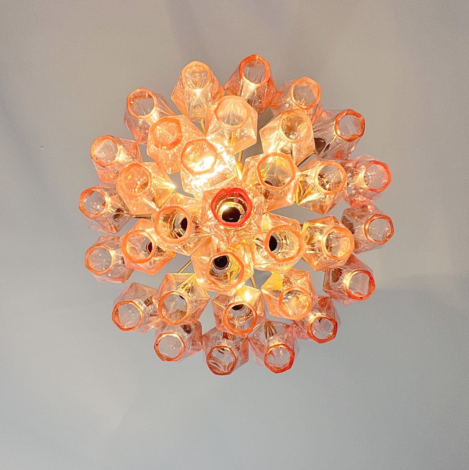 photo for sale Elegant Murano Pink Poliedri Chandelier   Carlo Scarpa Design