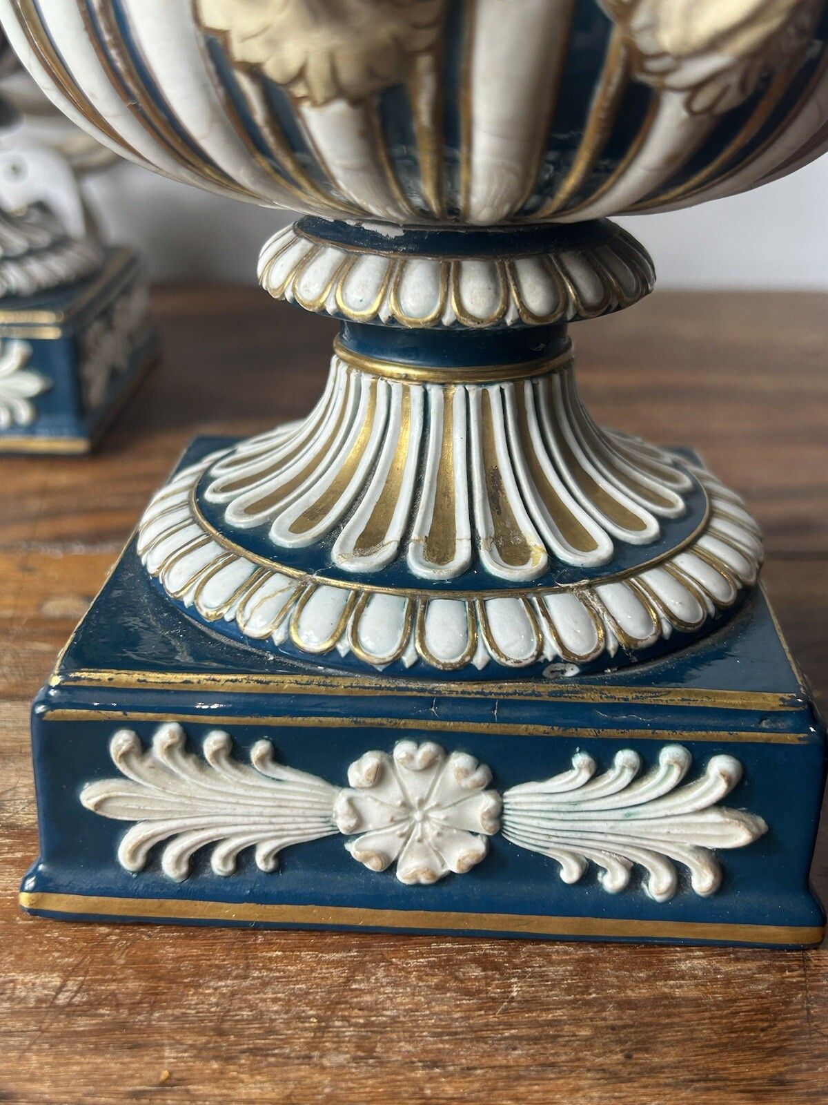 photo furniture Wedgwood Large Borghese Vase Victoria Ware Queensware Lamp Pair