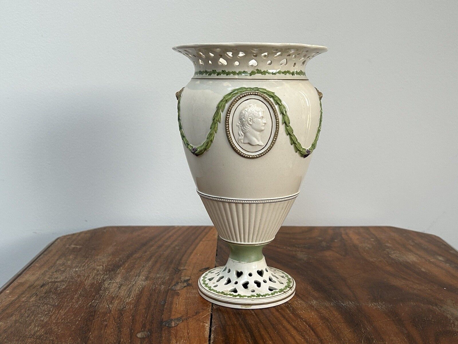 Wedgwood Creamware Pedistal Julius Caesar Vase