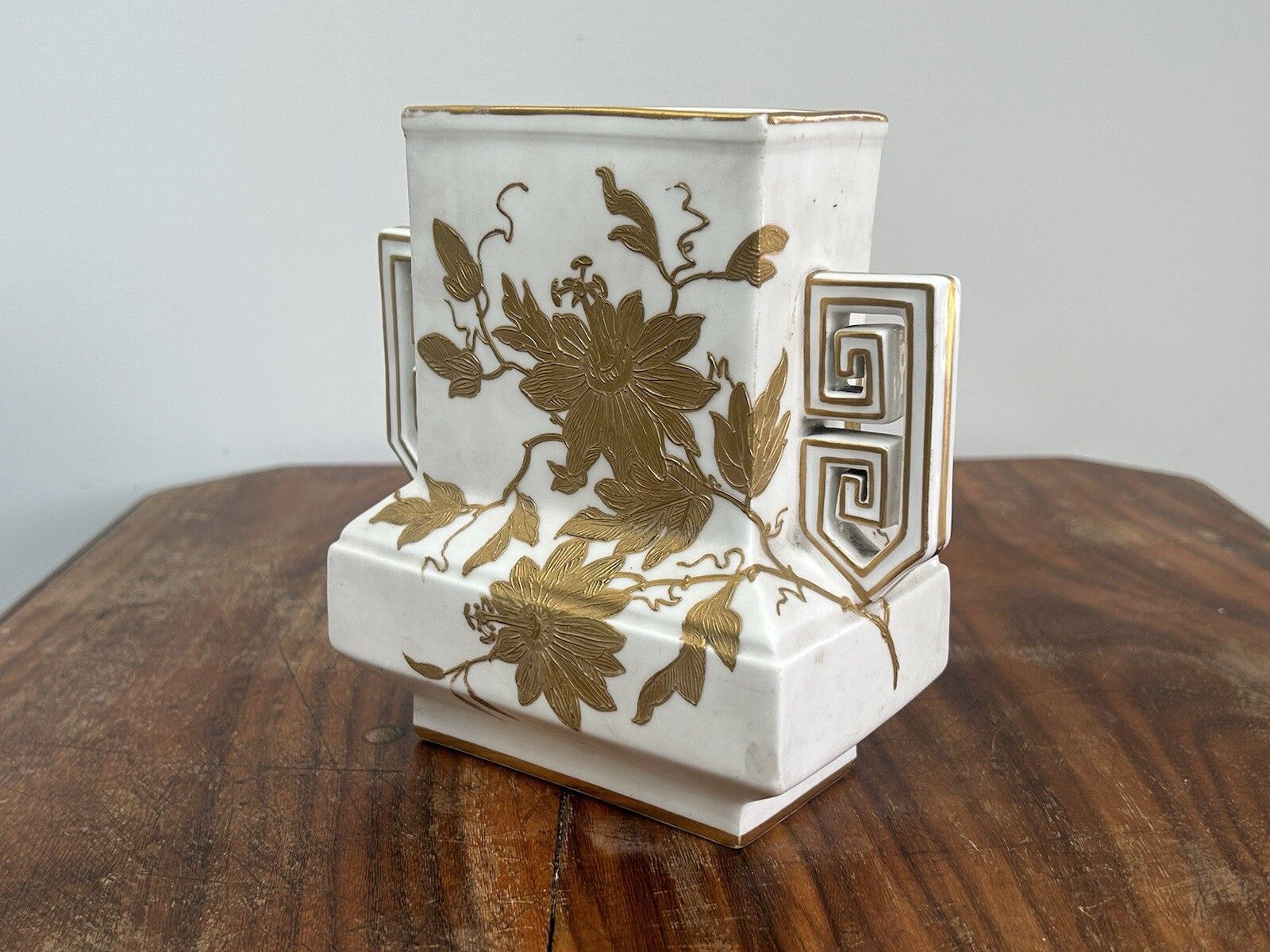 Wedgwood Bone China Aesthetic Movement Vase Uk, 1870s photo furniture