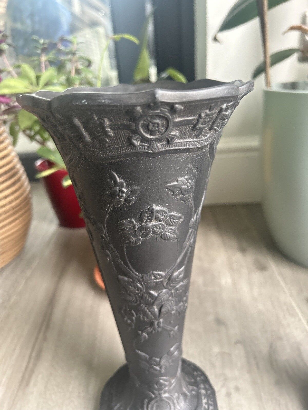 photo vinterior Wedgwood Basalt Vase Pair Black Jasperware Wedgwood Conical Grand Vases
