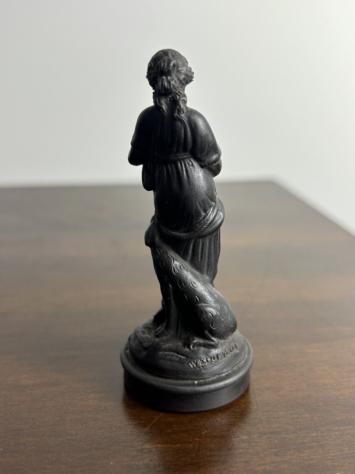 Wedgwood Minature Basalt Bust Woman With Dog photo 225.0