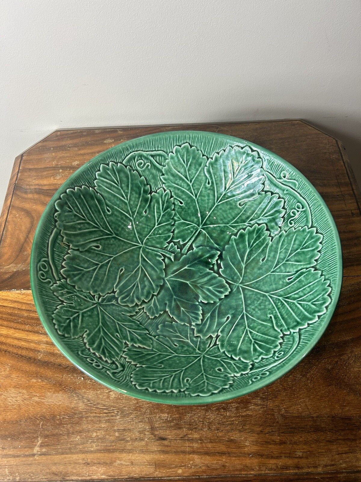 Wedgwood Of Etruria & Barlaston Green Glaze Majolica Leaf Bowl 11”