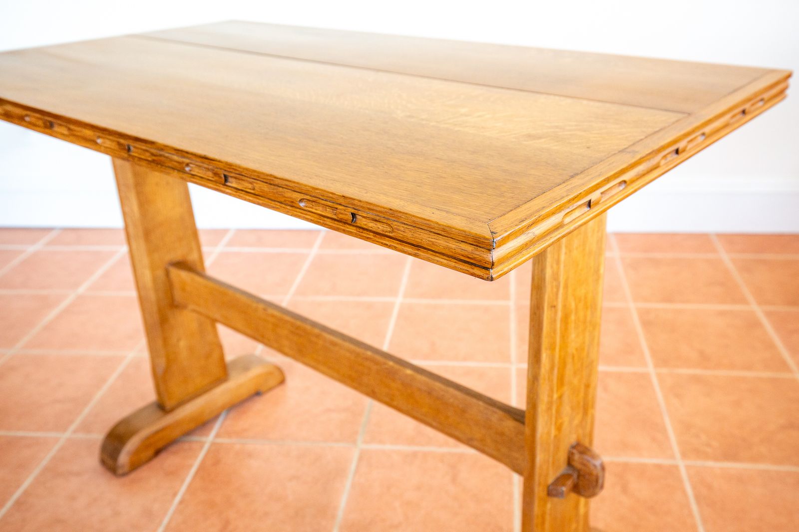 2650.0 Blonde Light Oak Refectory Trestle Table Cotswold School Arts And Crafts Heals Bedroom Side Dining Tabl.E Golden Oak Rustic Farmhouse Antiqu.E photo