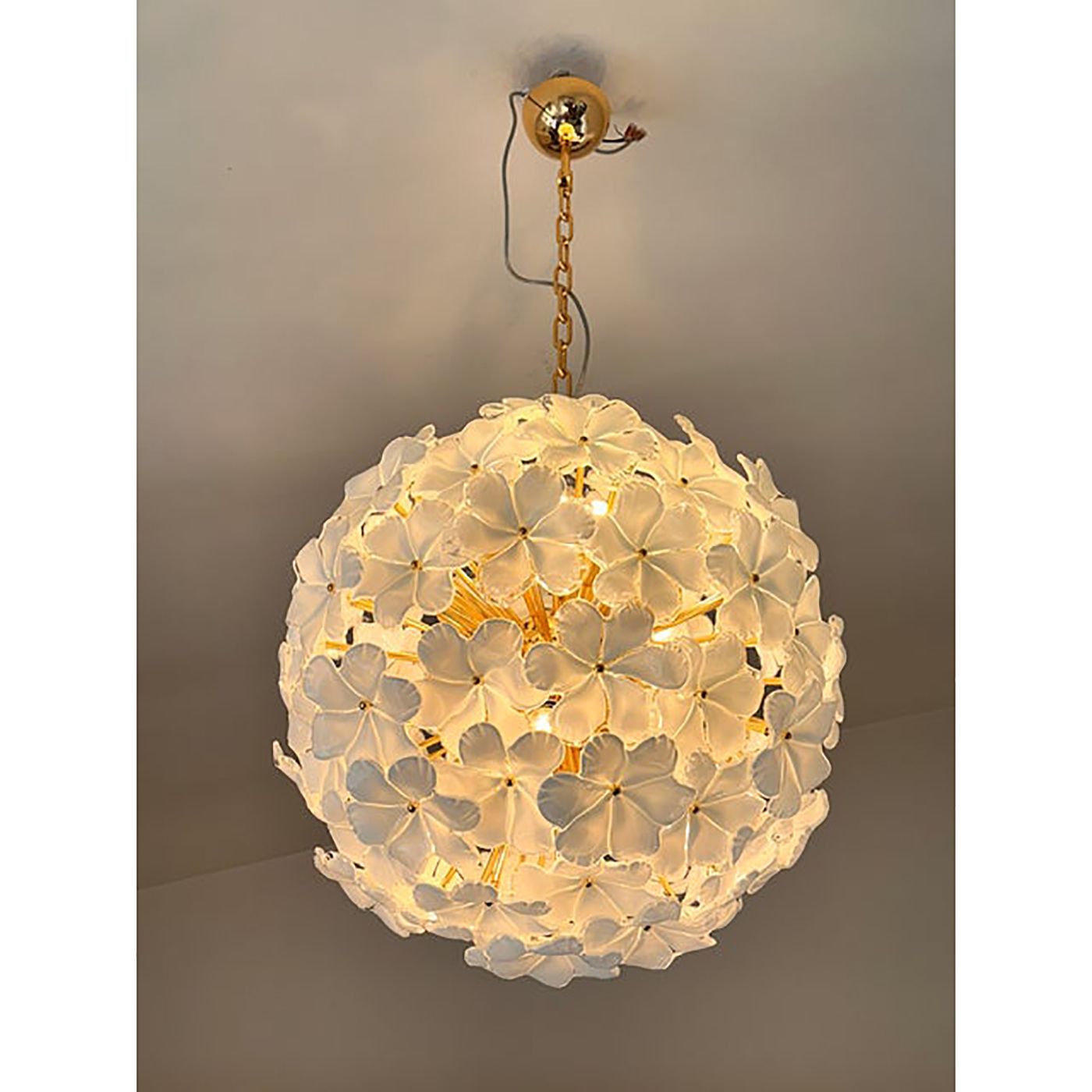 Italian White Flowers Murano Style Glass Sputnik Chandelier photo furniture