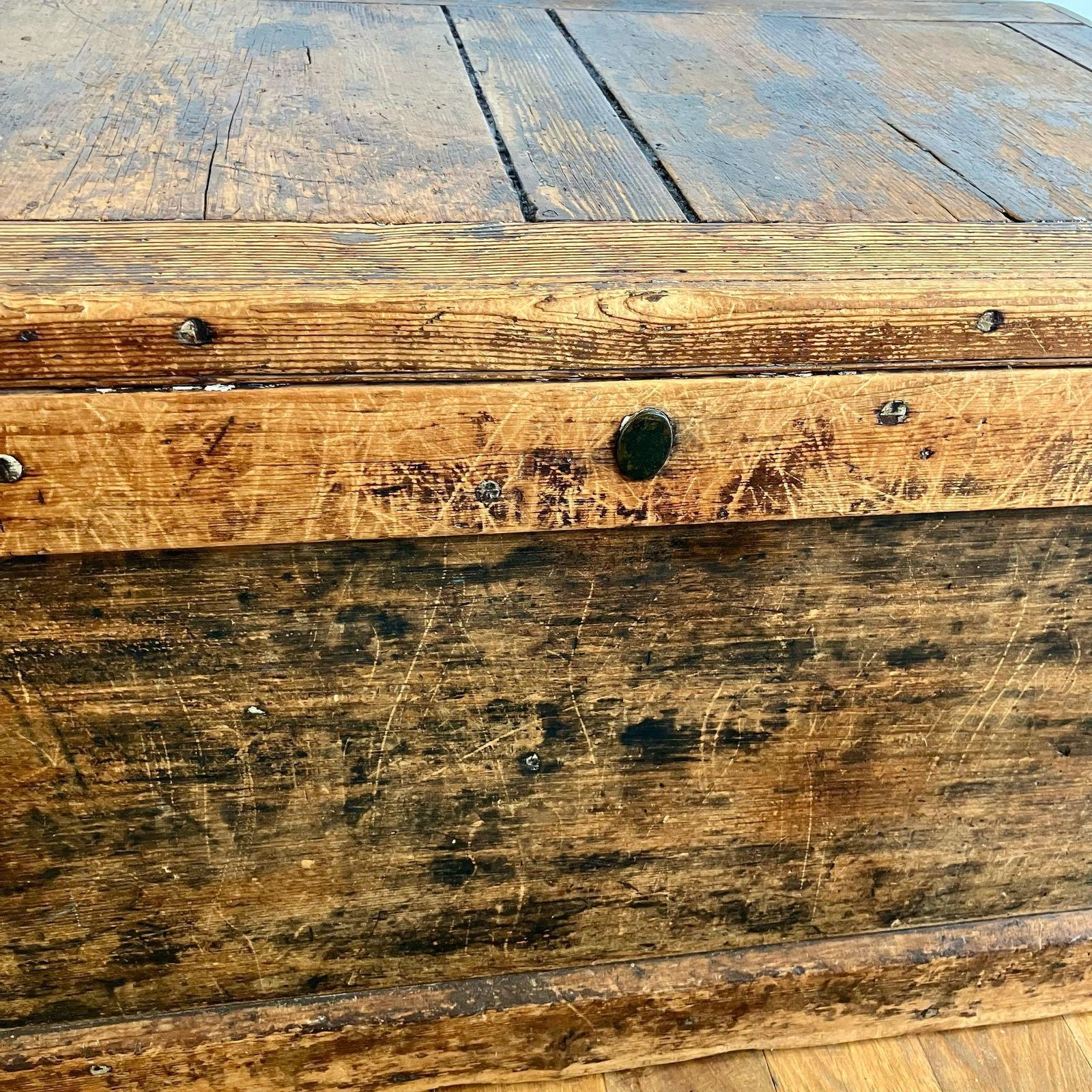 Rare Exquisite Antique Distressed Pine Chest Trunk Large Storage Chest Unique 103cm photo vintage
