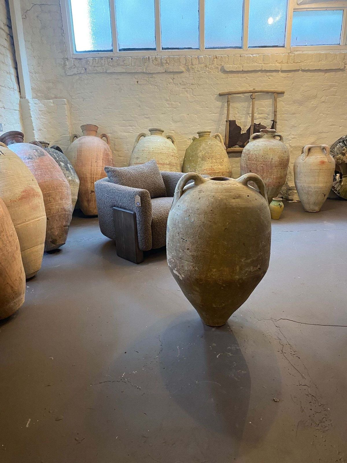Zeina – 19th Century Tunisian Olive Pot photo furniture