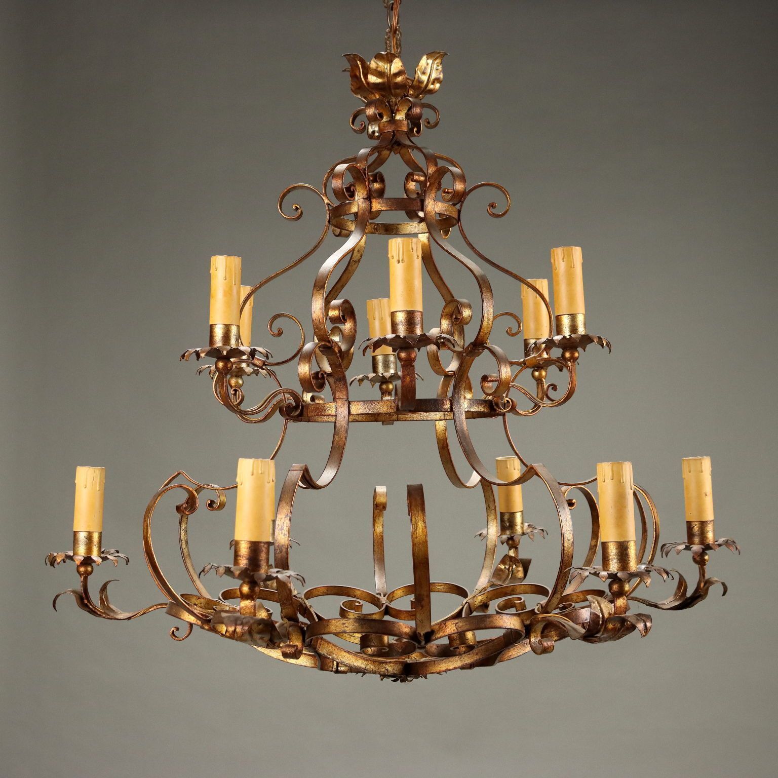 Antique Chandelier Gilded Iron Metal 12 Lights Italy XX Century photo for sale