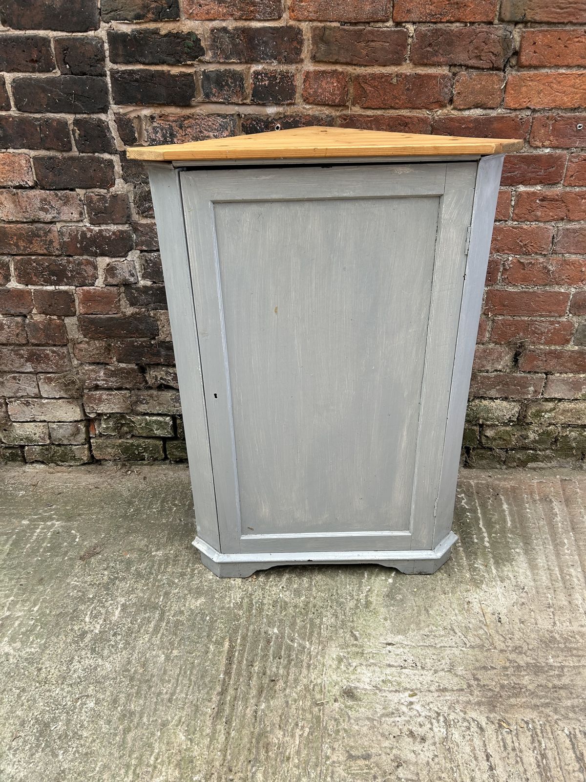 photo furniture Pine Corner Cupboard Grey Painted