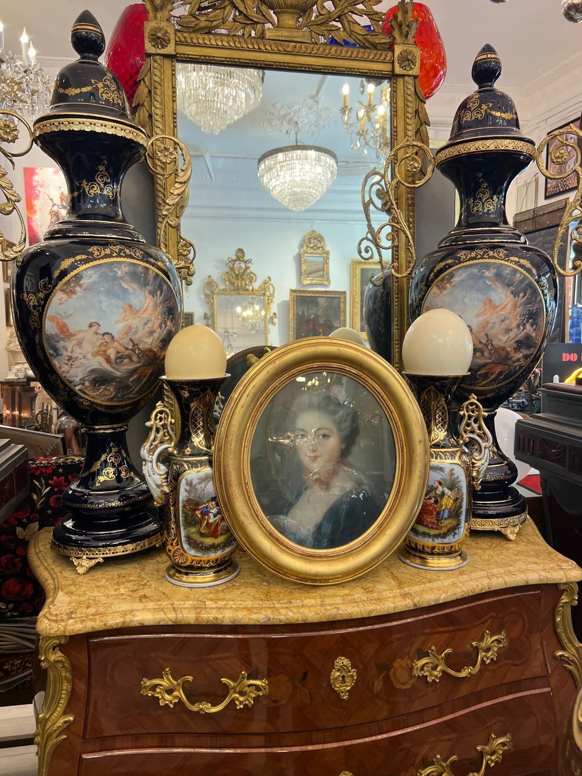 Portrait Of A Young Woman In An Gilt Oval Frame, Pastel Drawing, 18th Century photo vintage