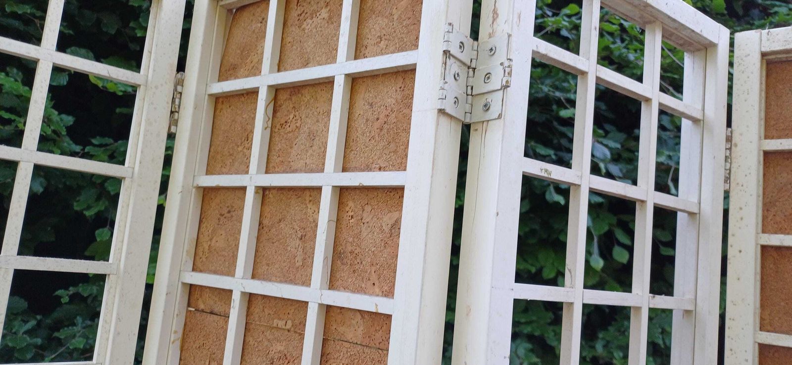 Vintage Mid Century Folding Room Divider Privacy Screen 5 Panel White Lattice Frame Shabby Chic Partition – Retro Folding Free Hand Delivery photo Home Decor