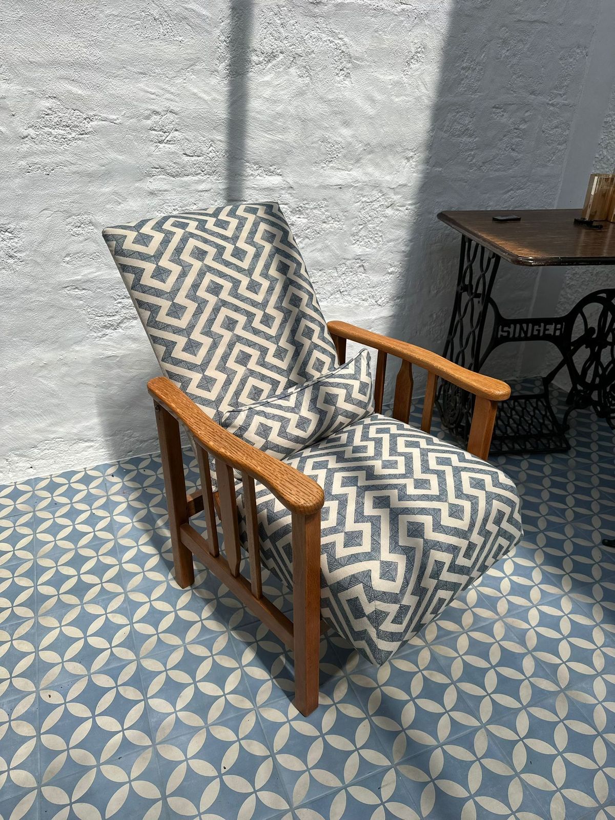 Early 20th Century Oak Reclining Armchair photo Furniture