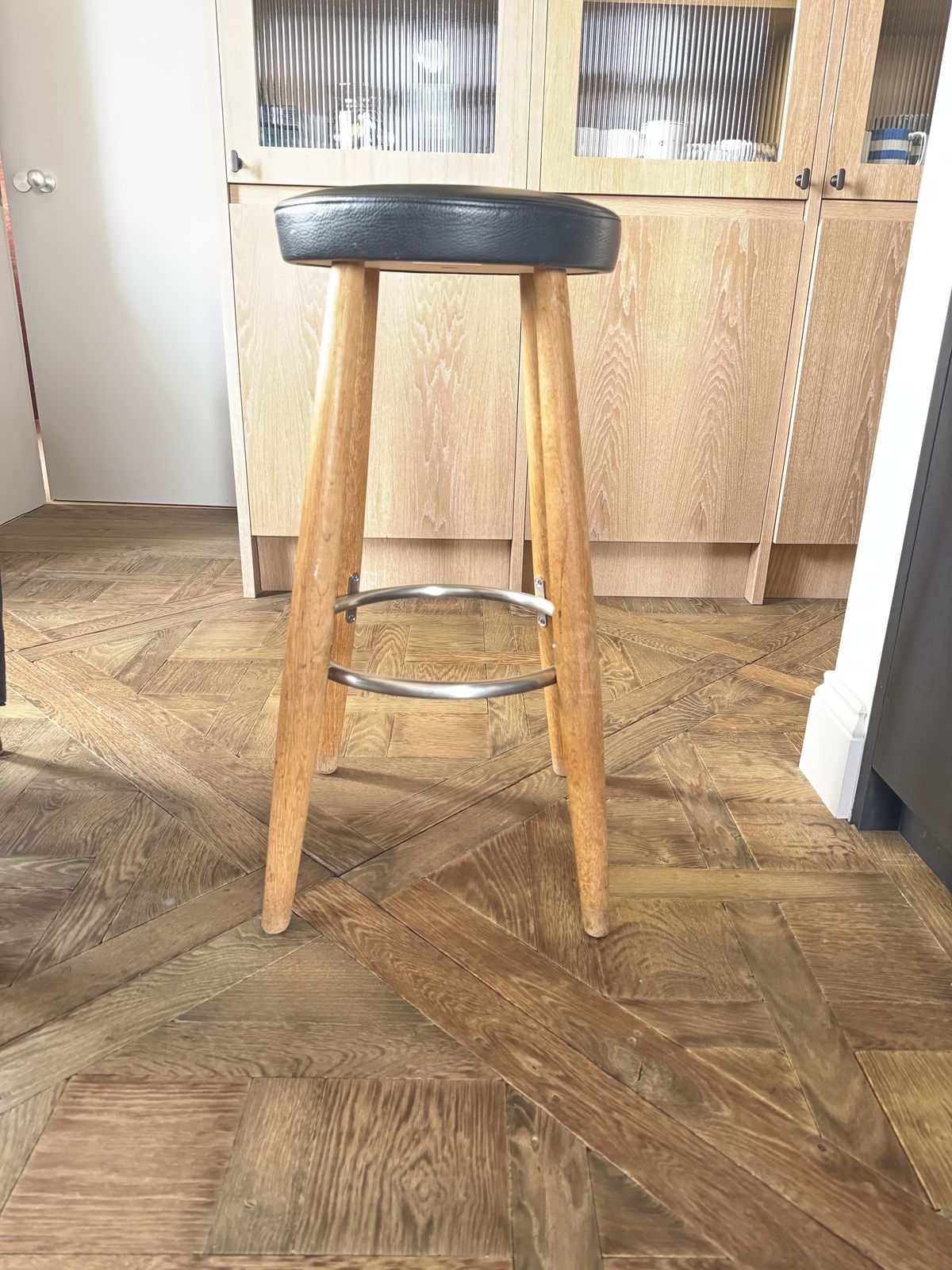 4 Black Carl Hansen Ch58 Breakfast/Bar Stools. Can Be Sold As A Group Of Four Or Split Into 2 Groups photo furniture