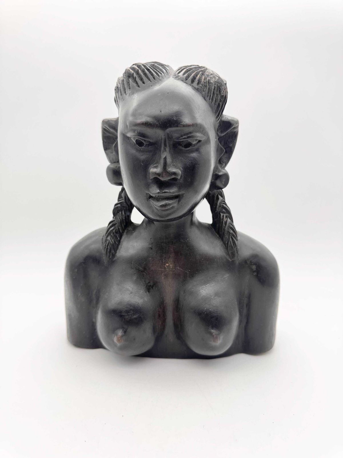 African Ebony Woman Bust, Wooden Woman Statue, African Sculpture photo vinterior
