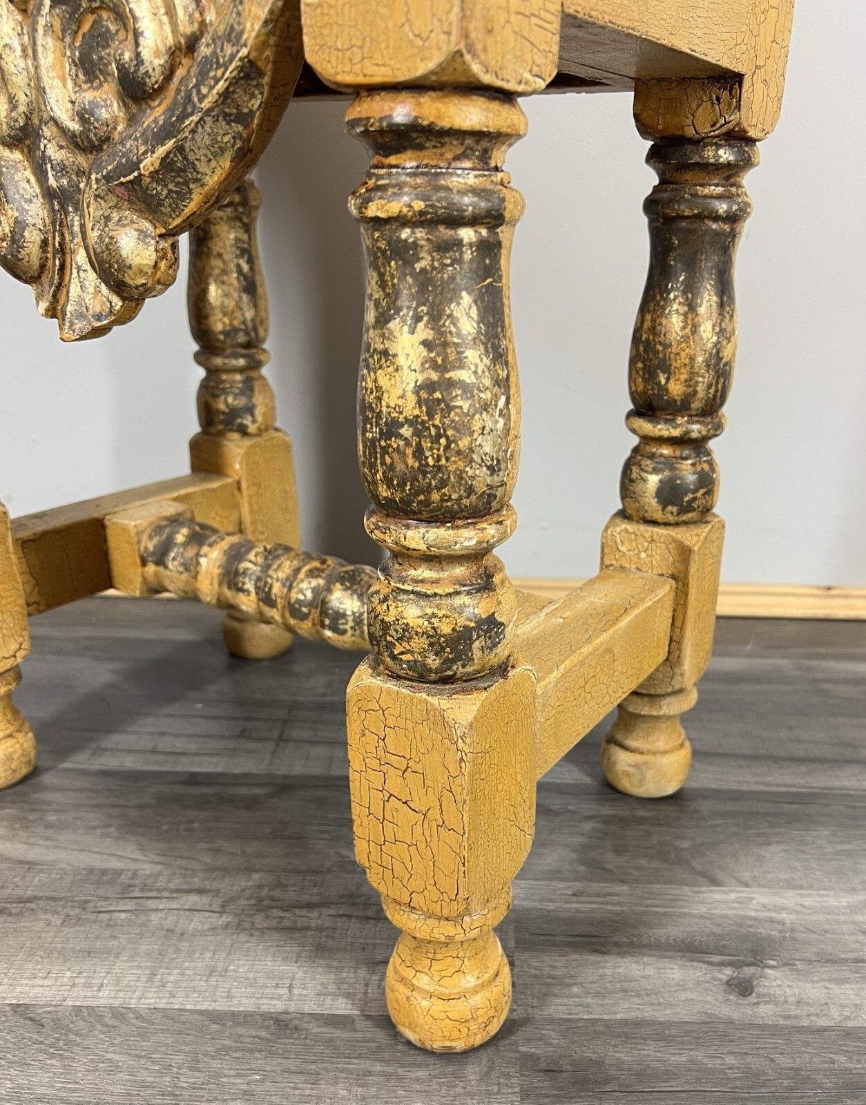 Bedside Table Vintage French Style Side Table Gold Ornate Drawer – Lot 3860 photo vinterior
