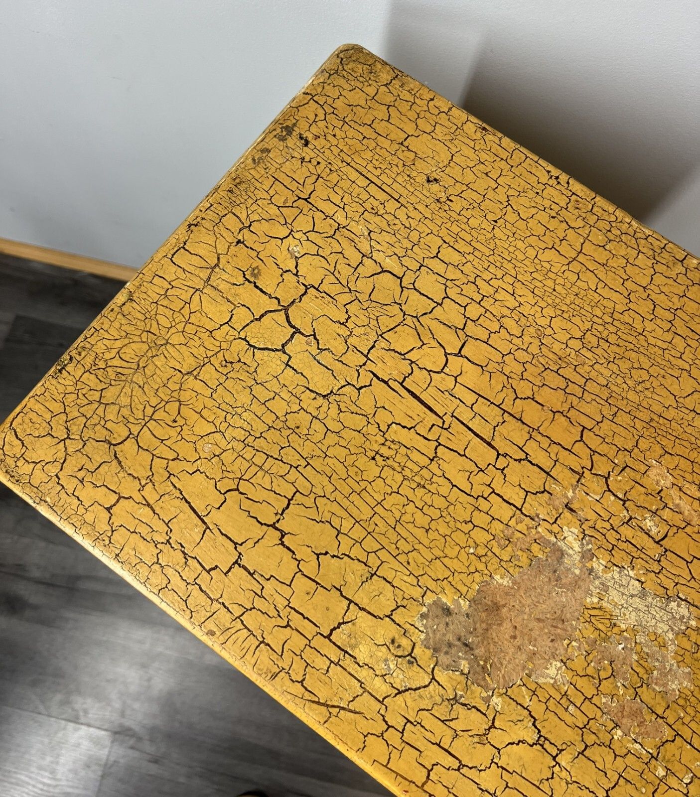 149.0 Bedside Table Vintage French Style Side Table Gold Ornate Drawer – Lot 3860 photo