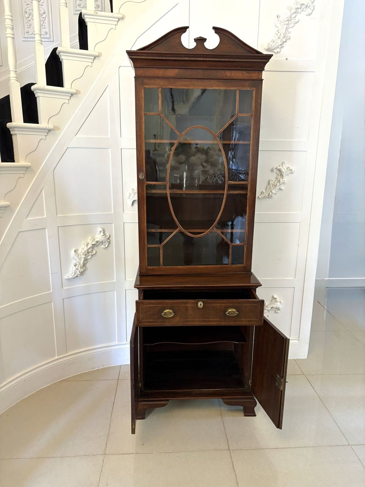 2950.0 Outstanding Quality Antique 19th Century Mahogany Inlaid Bookcase photo