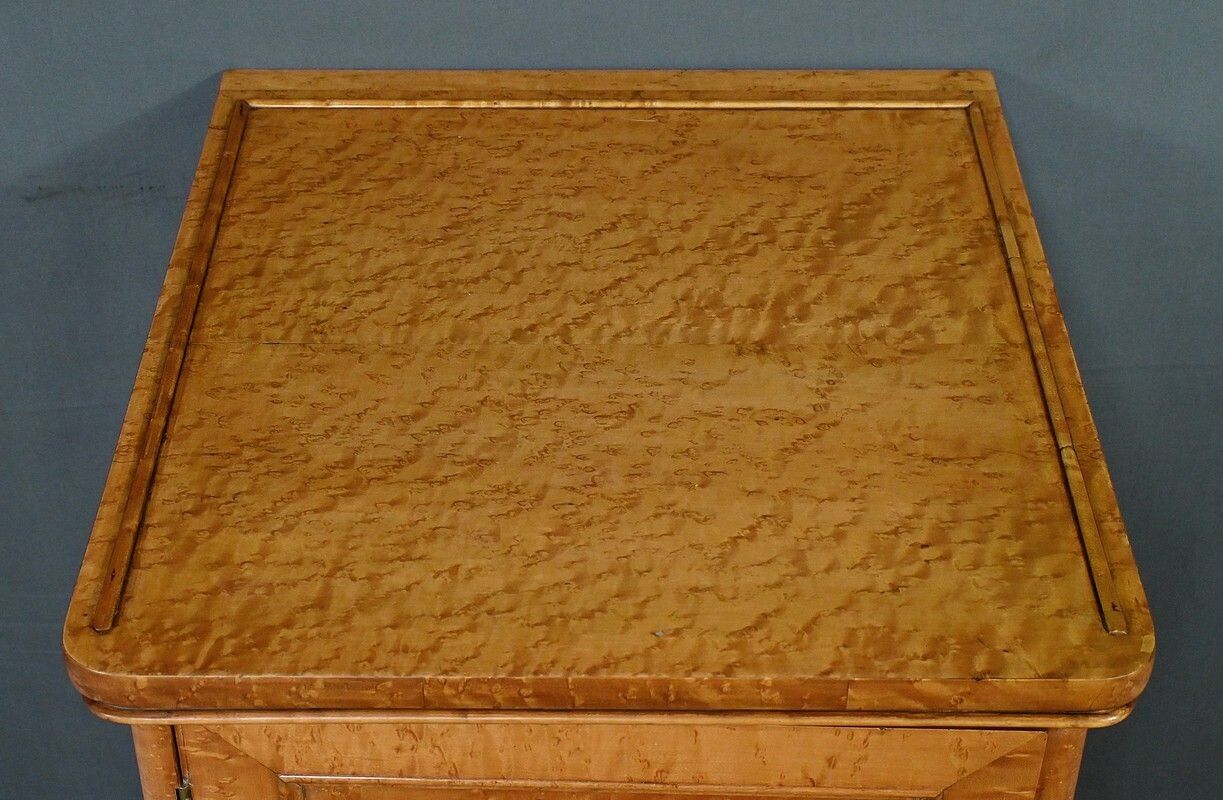 Mini Bar In Speckled Maple Burl – Late 19th Century photo 2420.0