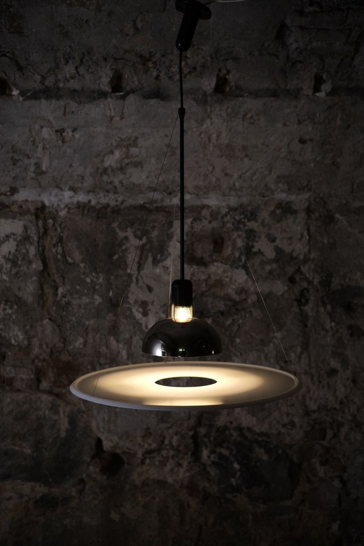 photo buy Pair Of Frisbi 850 Pendant Lights, Castiglioni For Flos