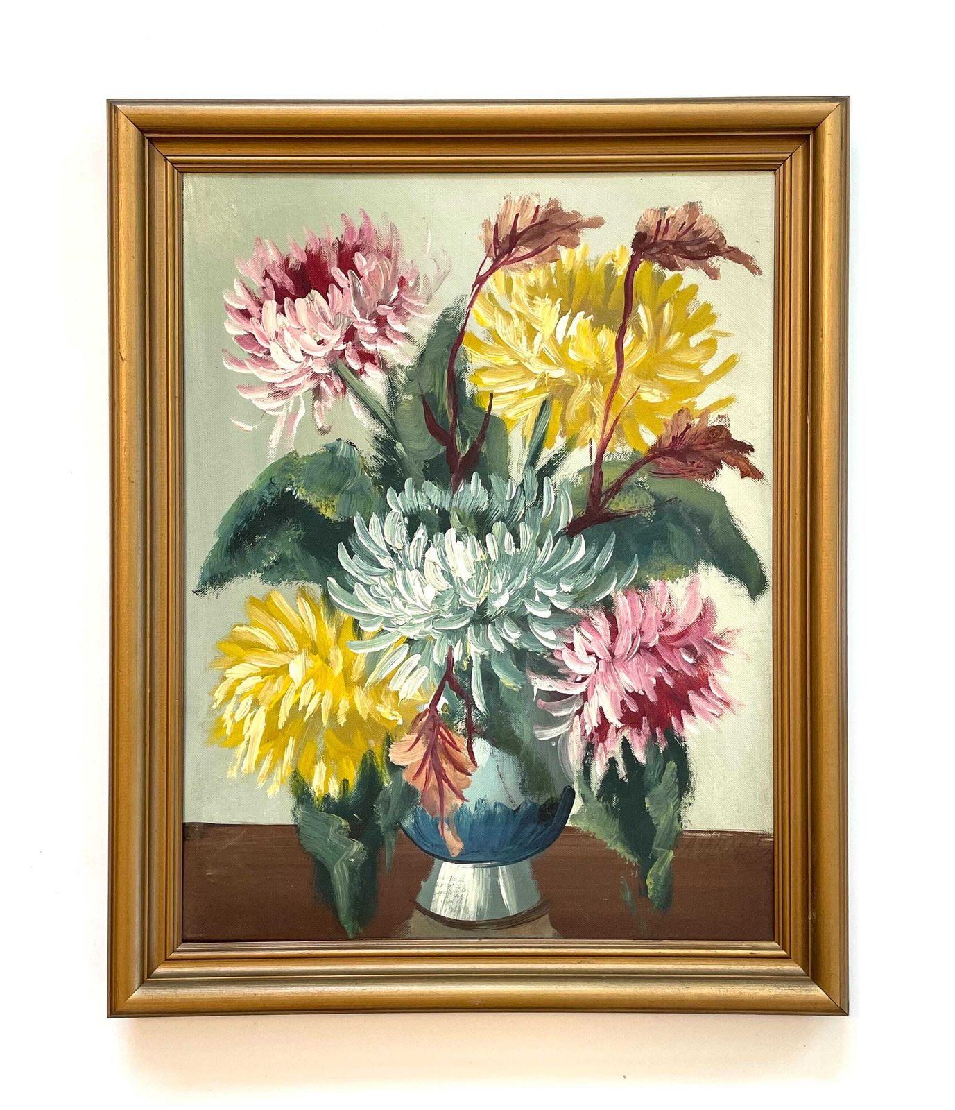 Stunning 1950s Pair Of Still Life Oil Paintings With Flower Motives In Pink And Yellow Colours photo for sale