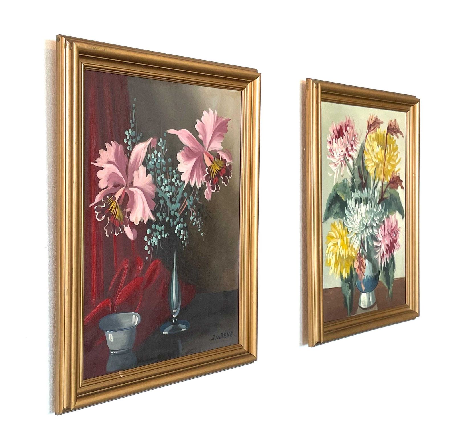 Stunning 1950s Pair Of Still Life Oil Paintings With Flower Motives In Pink And Yellow Colours photo 384.0