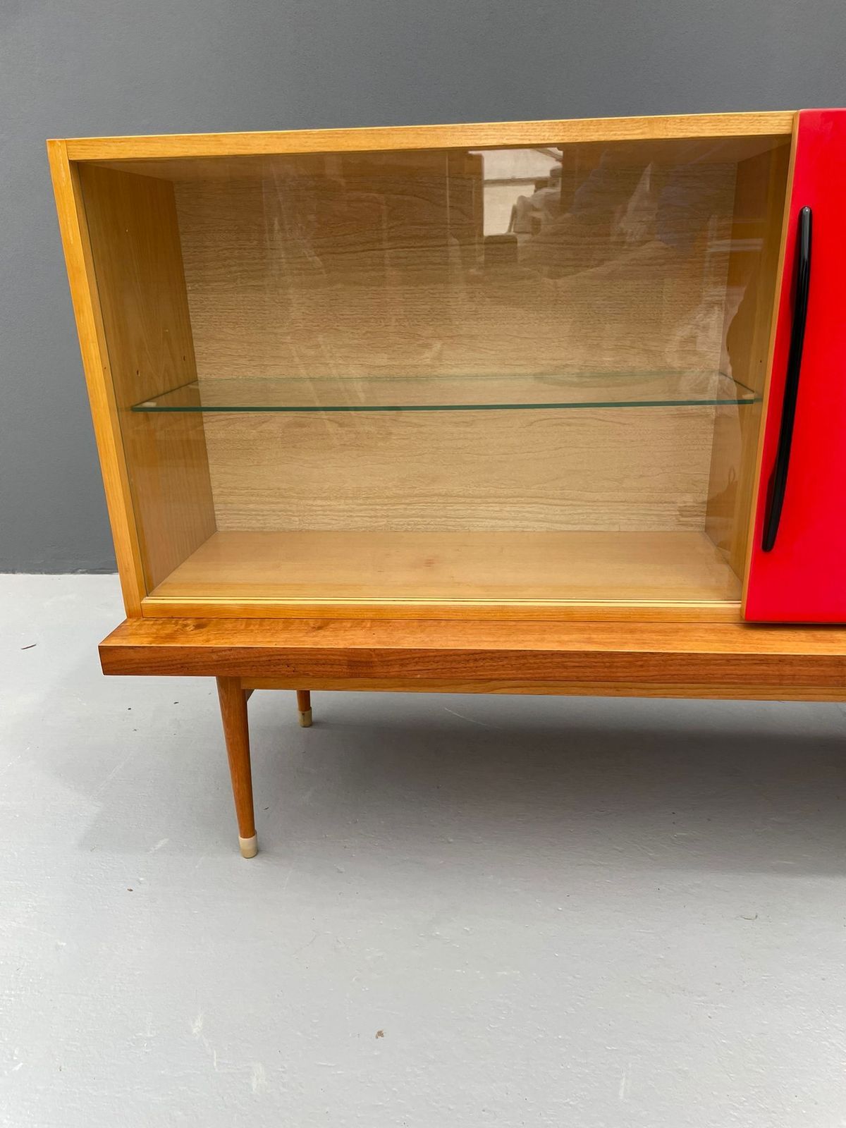 Vintage Mid Century Lang Dressoir, Tsjecho Slowakije, Jaren 1970 photo vintage
