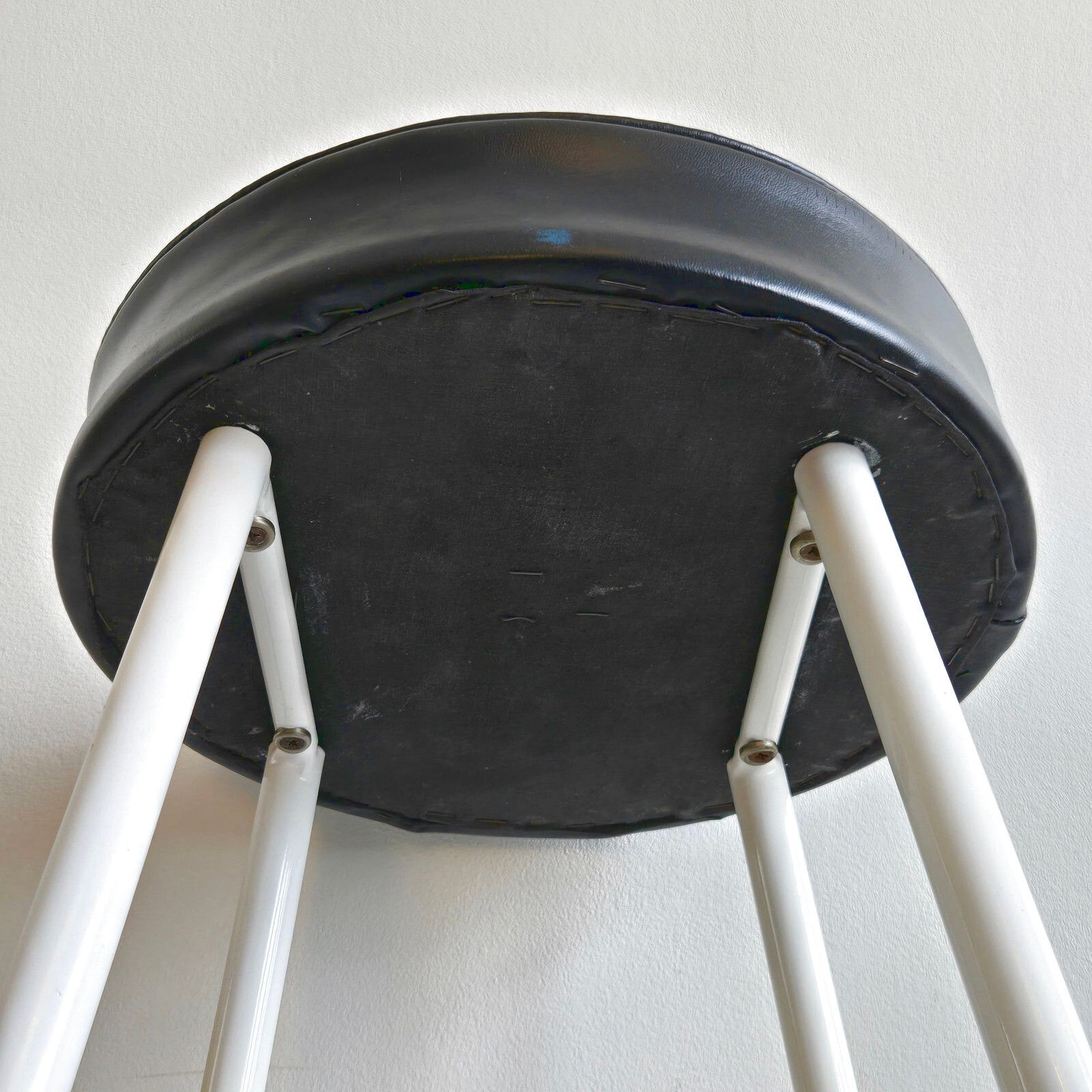 Vintage 1950s Black Skai & White Lacquer Metal Bar Stool 50s Rockabilly photo 179.0