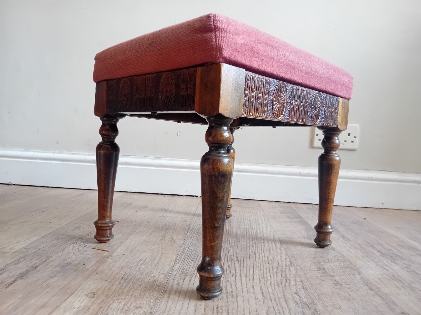 Beautiful Antique Victorian Carved Mahogany Footstool /Stool photo furniture