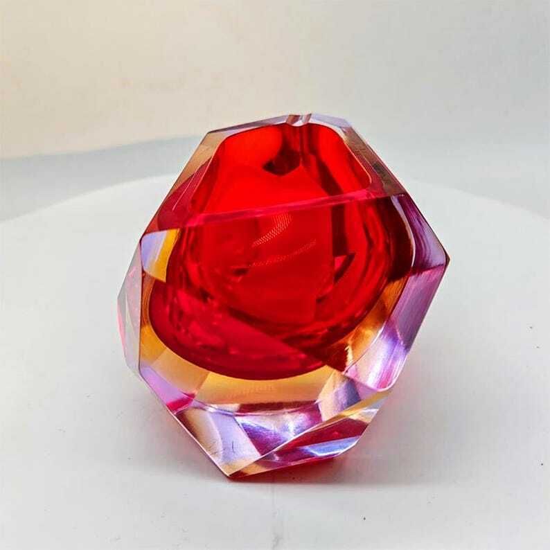 1960s Rare Asymmetric Square Ashtray Or Catch All In Murano Glass By Flavio Poli For Seguso. Made In Italy. photo vinterior