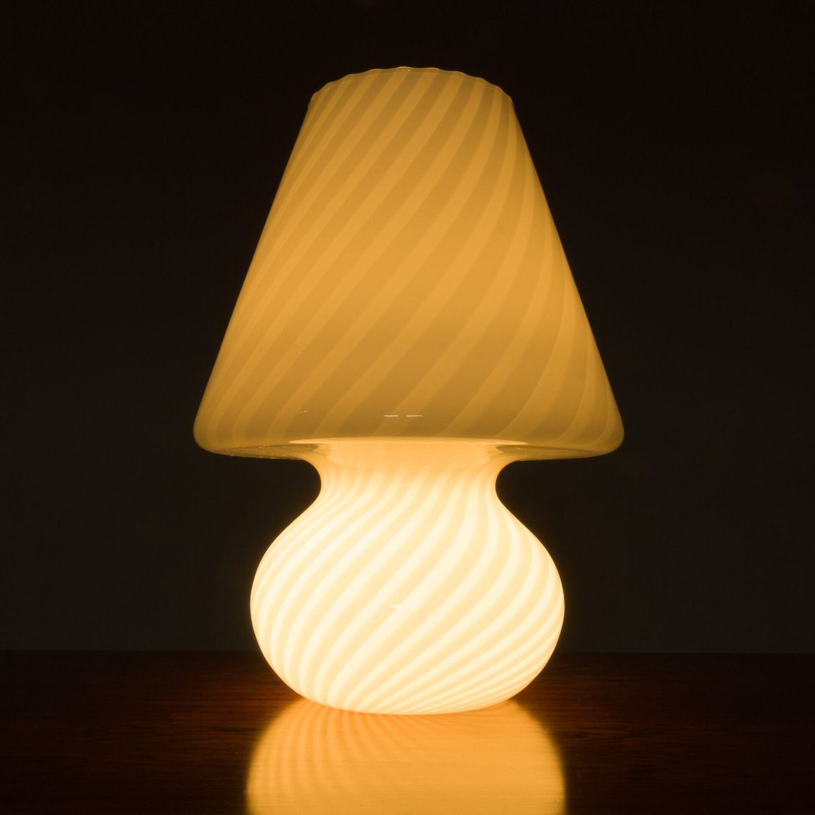Big Mushroom Venini Table Lamp, Murano Swirl Glass, Italy 1960s photo vintage