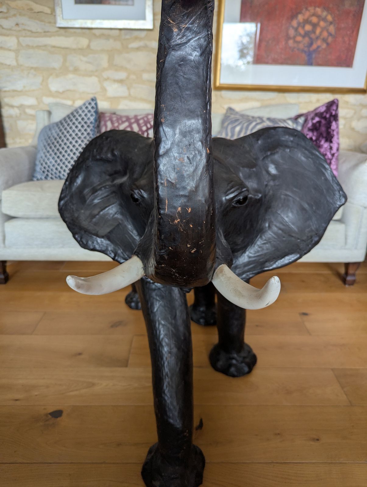 Large Mid Century Leather Elephant   Liberty Of London/Omersa   135x103cm photo vinterior
