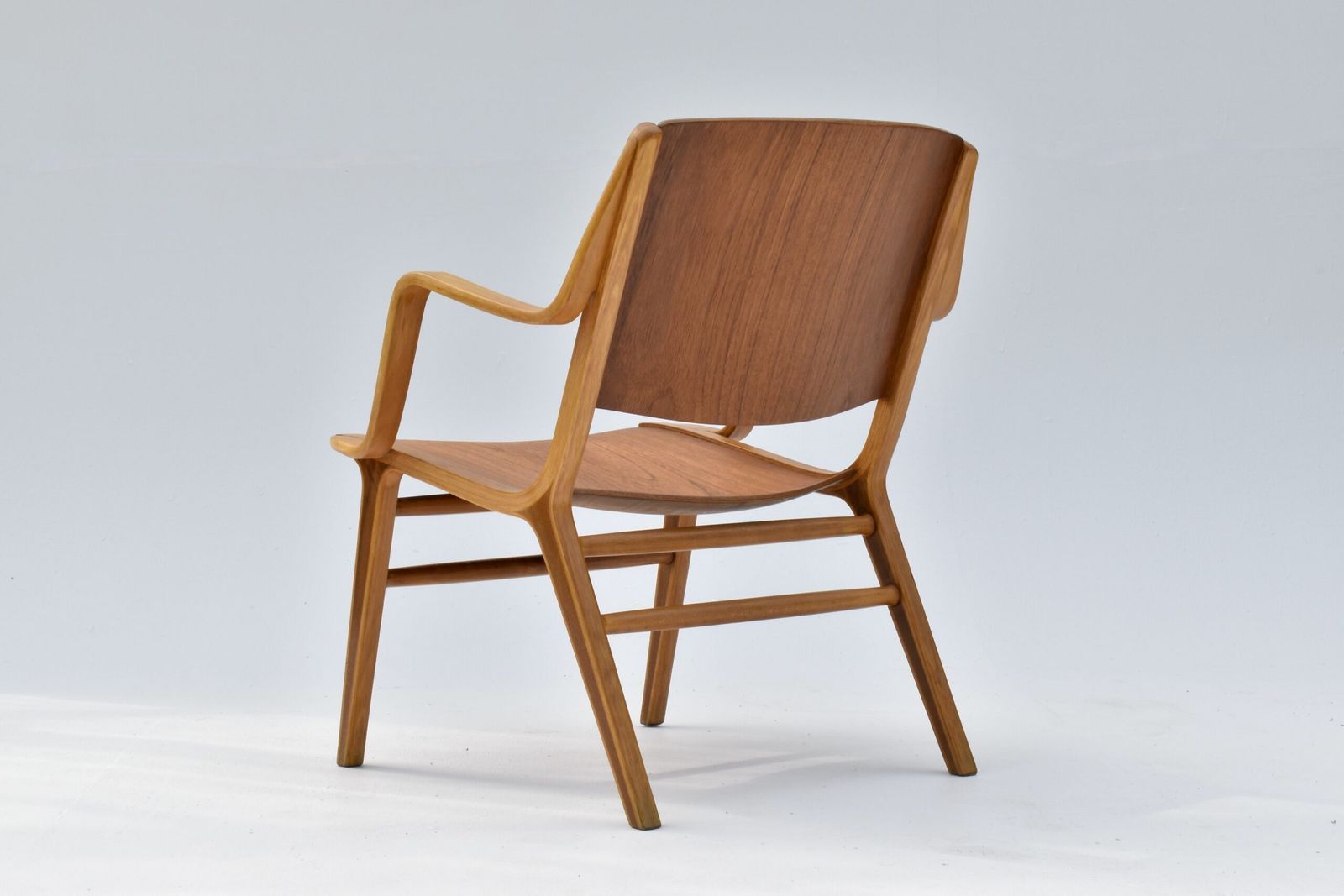 Peter Hvidt Ax Chair For Fritz Hansen photo Furniture