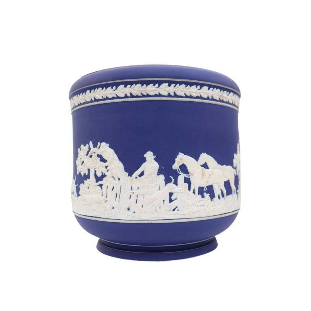 Antique Adams Pottery Staffordshire Jasperware Planter With Hunting Dogs And Horses Scenes And Neoclassical Border Of Leaves H 7.7'' photo vinterior