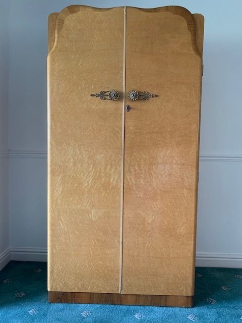 Original Elegant Mid Century Bedroom Furniture Suite photo for sale