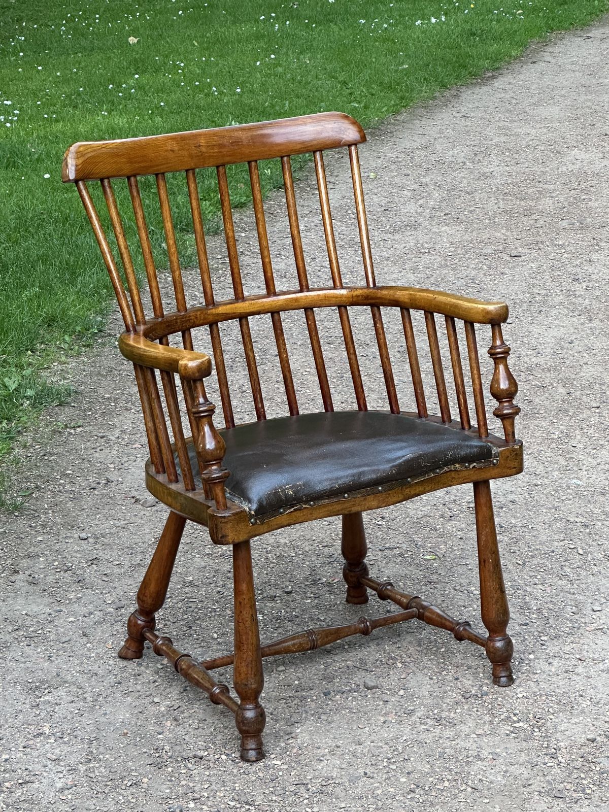 An Unusual Low Backed Darvel Chair Attributed To Hugh Shields, Ayrshire, Late 19th Century photo 850.0