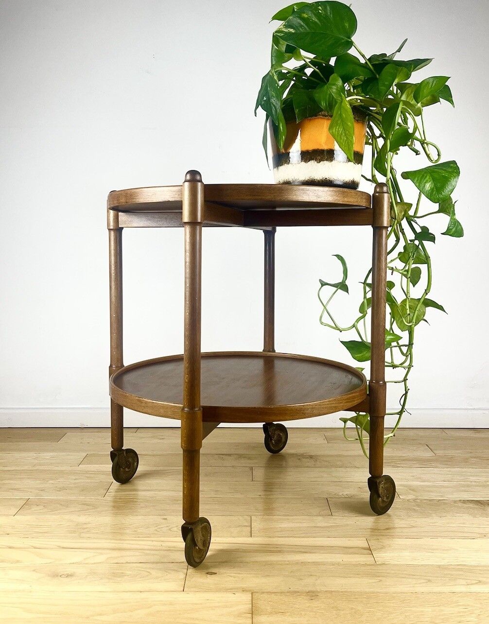 Beautiful English Drinks Trolley Side Table Oak And Mahogany Mid Century 1950s