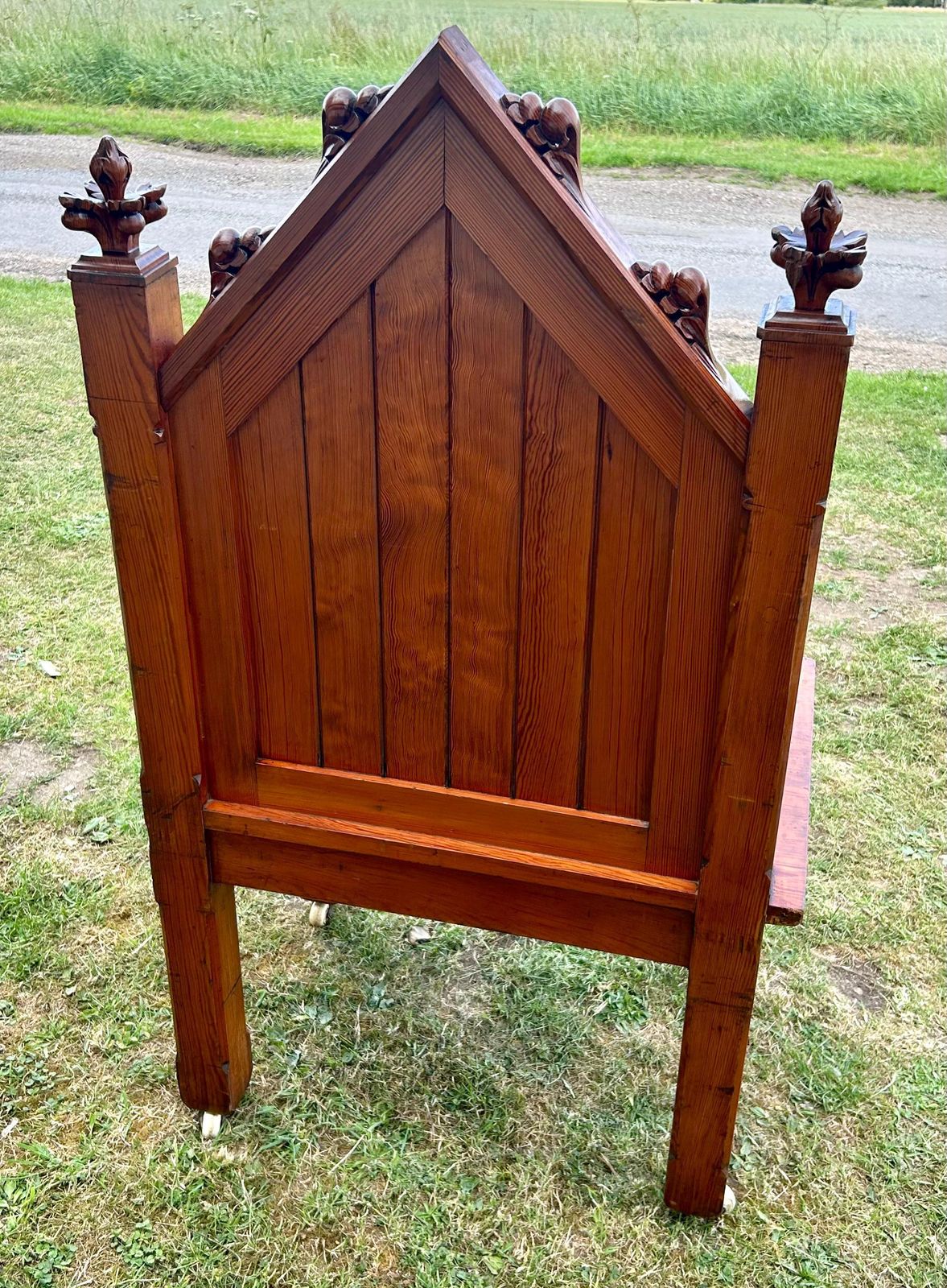 Large Pitch Pine Gothic Antique Chapel Church Chairs Vintage Altar Industrial Retro Kitchen Dining Old Wooden Wedding Armchair photo vinterior