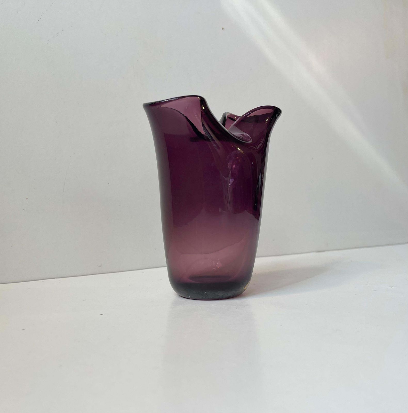 Murano Amethyst Glass Vase In The Style Of Fulvio Bianconi For Venini photo Home Decor