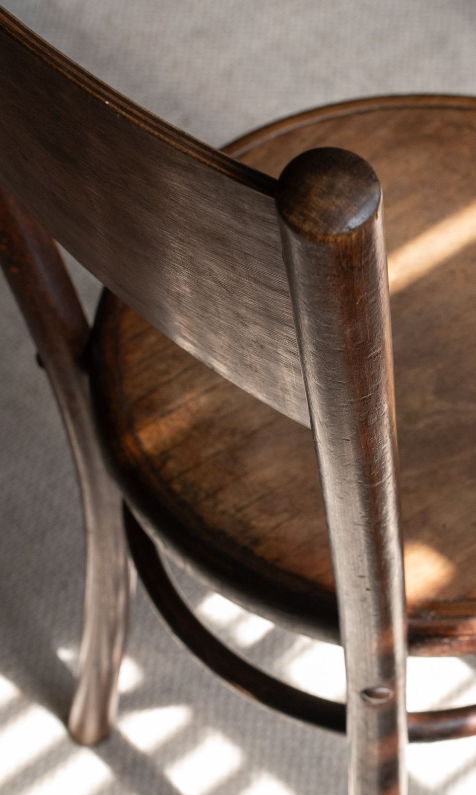 150.0 Antique Fischel Bentwood Chair photo
