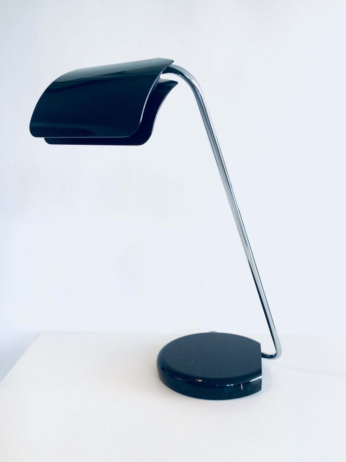Postmodern Design Tegola Desk Lamp By Bruno Gecchelin, Italy 1980's photo Lighting