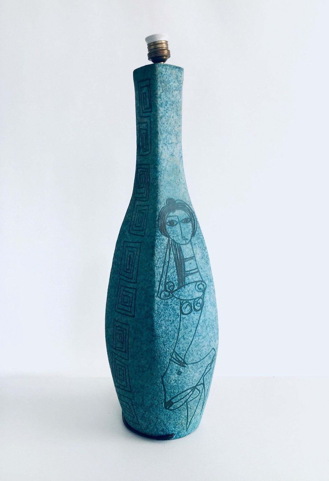 Very Rare Art Ceramics Sgraffito Table Lamp By Alvino Bagni For Raymor, Italy 1960's photo vinterior