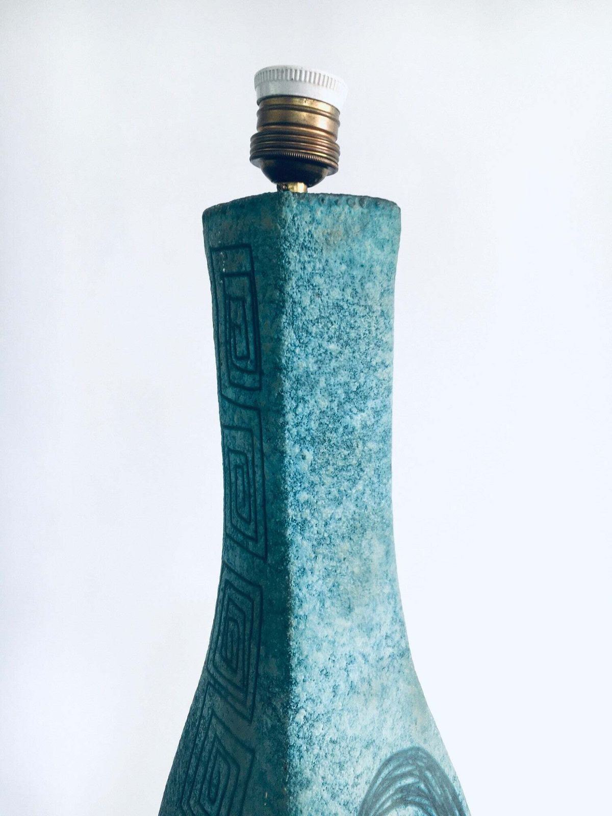 Very Rare Art Ceramics Sgraffito Table Lamp By Alvino Bagni For Raymor, Italy 1960's photo vintage