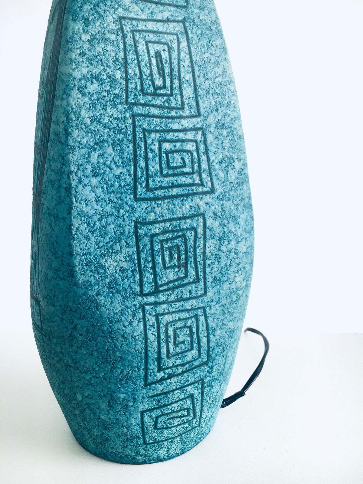 photo for sale Zeldzame Keramische Sgraffito Tafellamp Van Alvino Bagni Voor Raymor, Italië, Ca. Jaren 1960