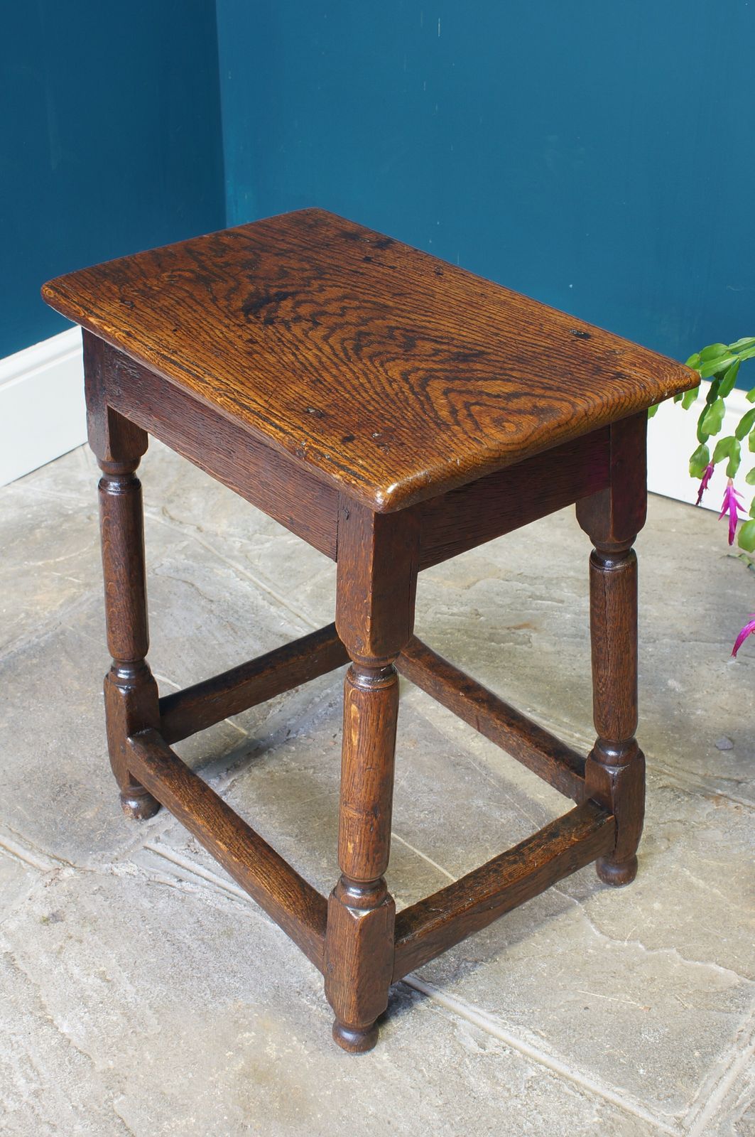 17th Century Oak Joint Stool., 1600s
