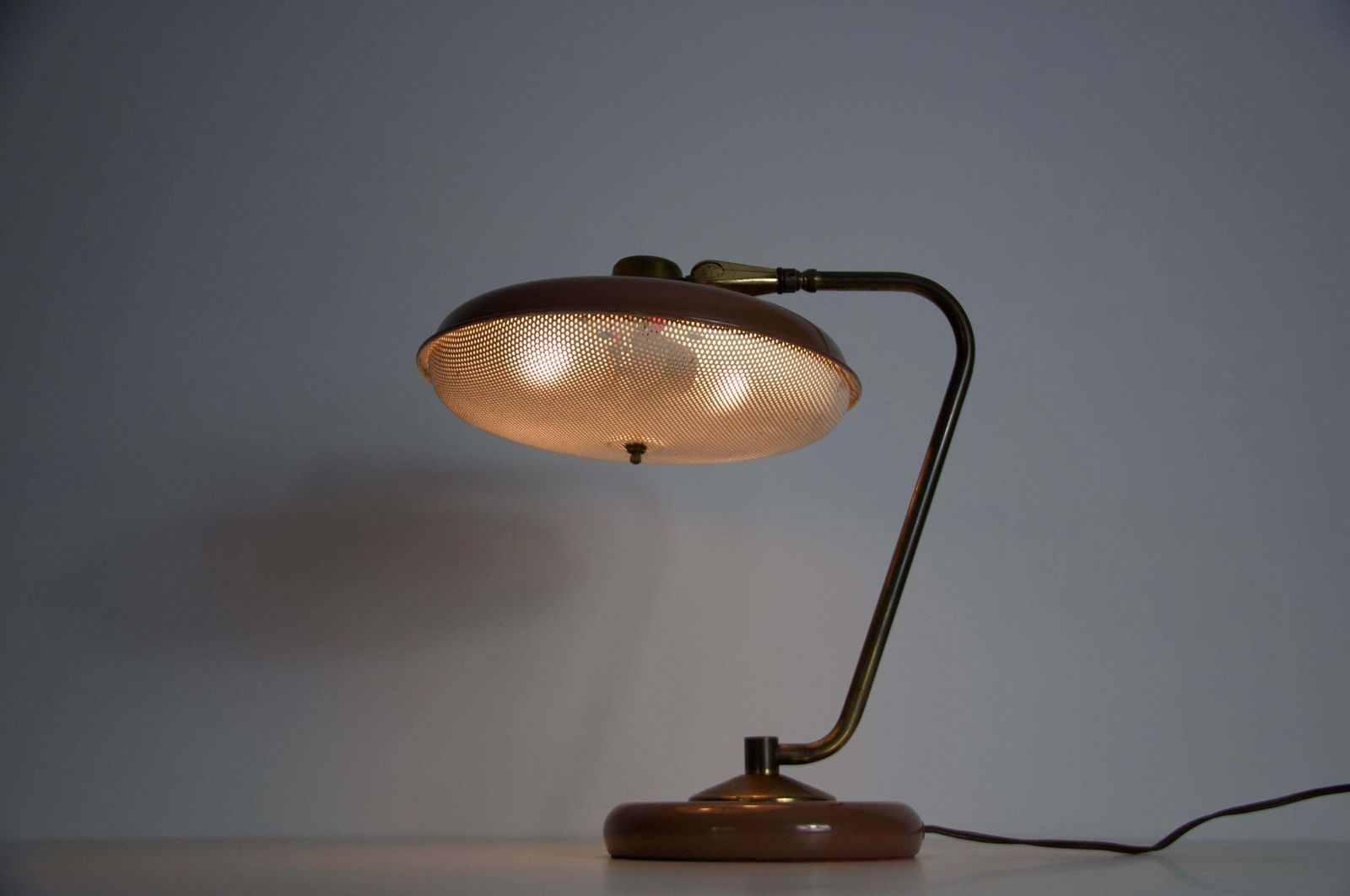 Mid Century American Brass And Metal Table Lamp, 1960s photo vinterior