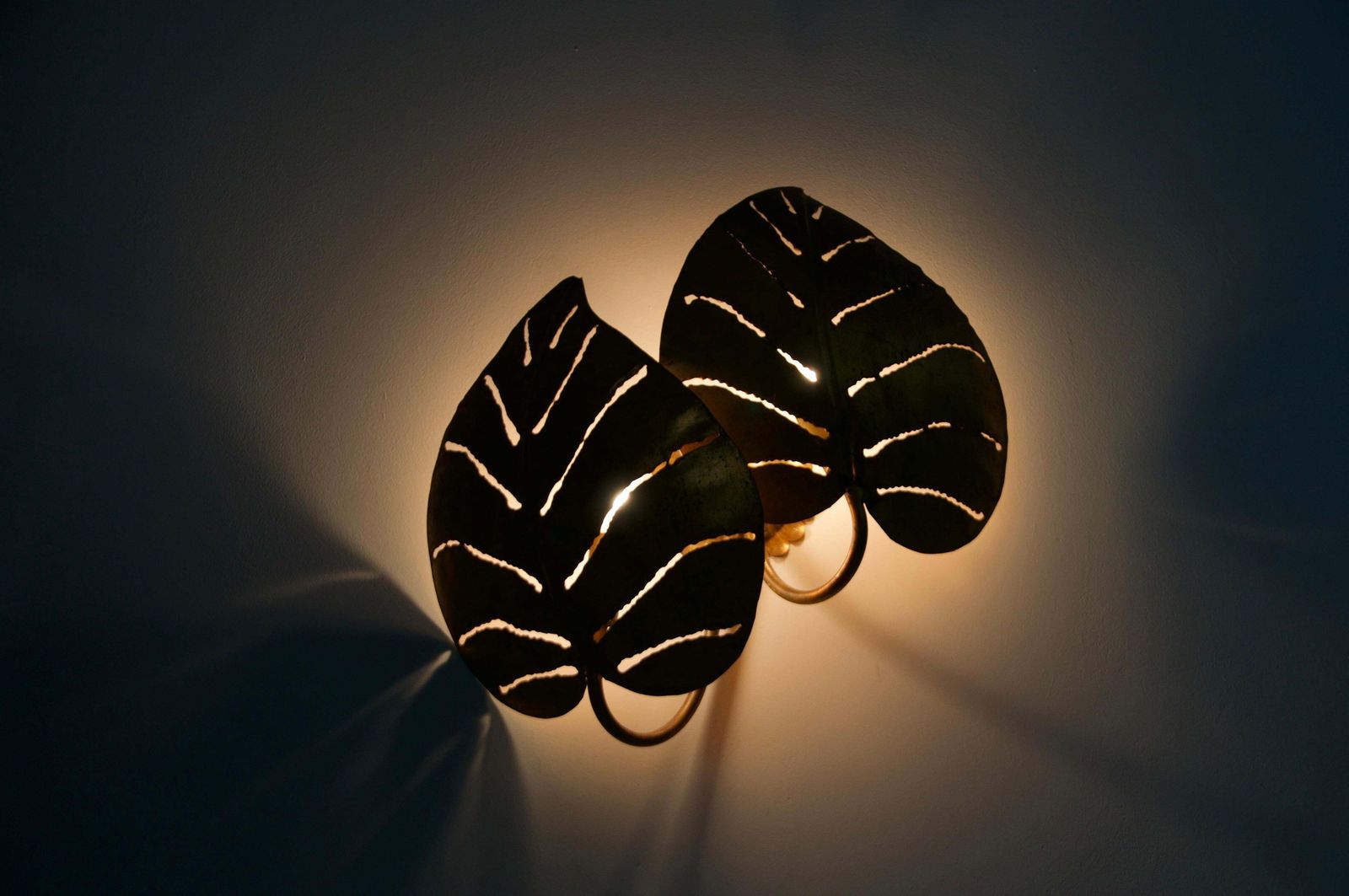 934.0 Brass Monstrera Double Leaf Wall Lamp, Maison Jansen, France, 1960s photo