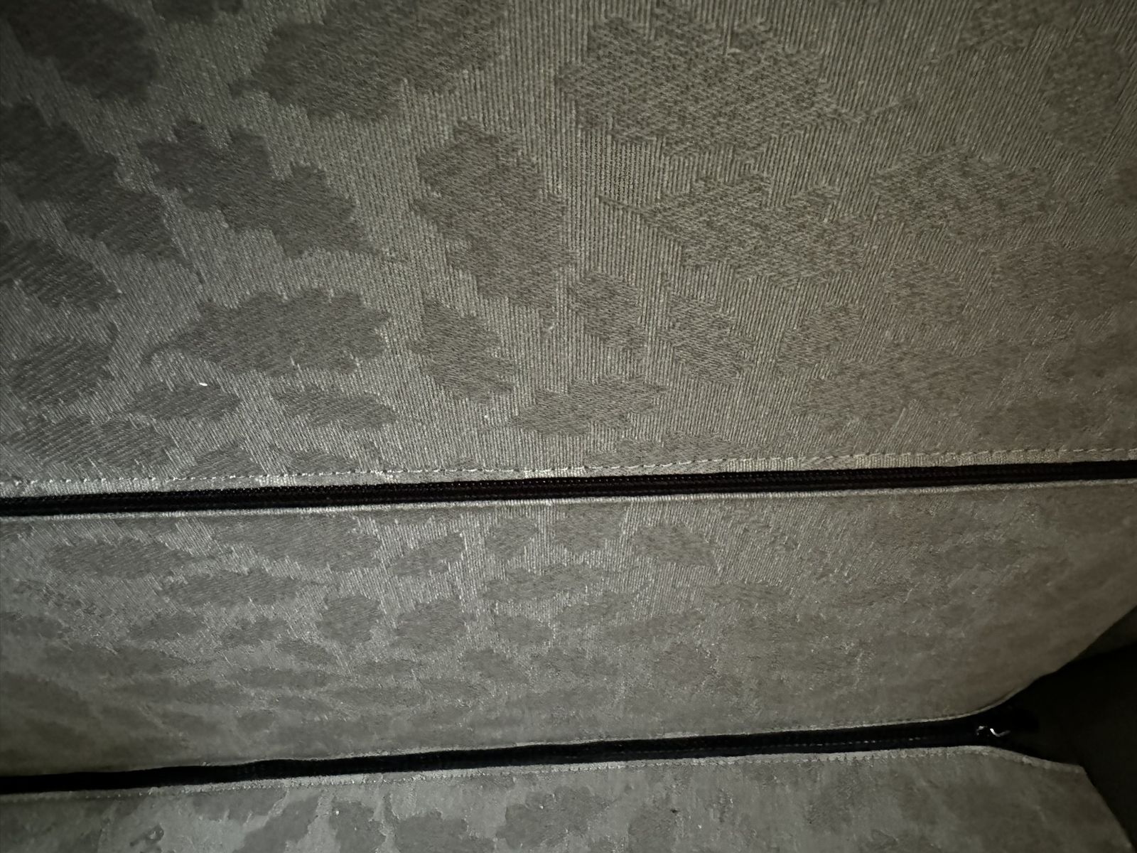 Rare Poltrona Frau “Kennedee” 3 Seat Sofa – In Gunmetal Grey “Pelle Frau” Leather photo vinterior