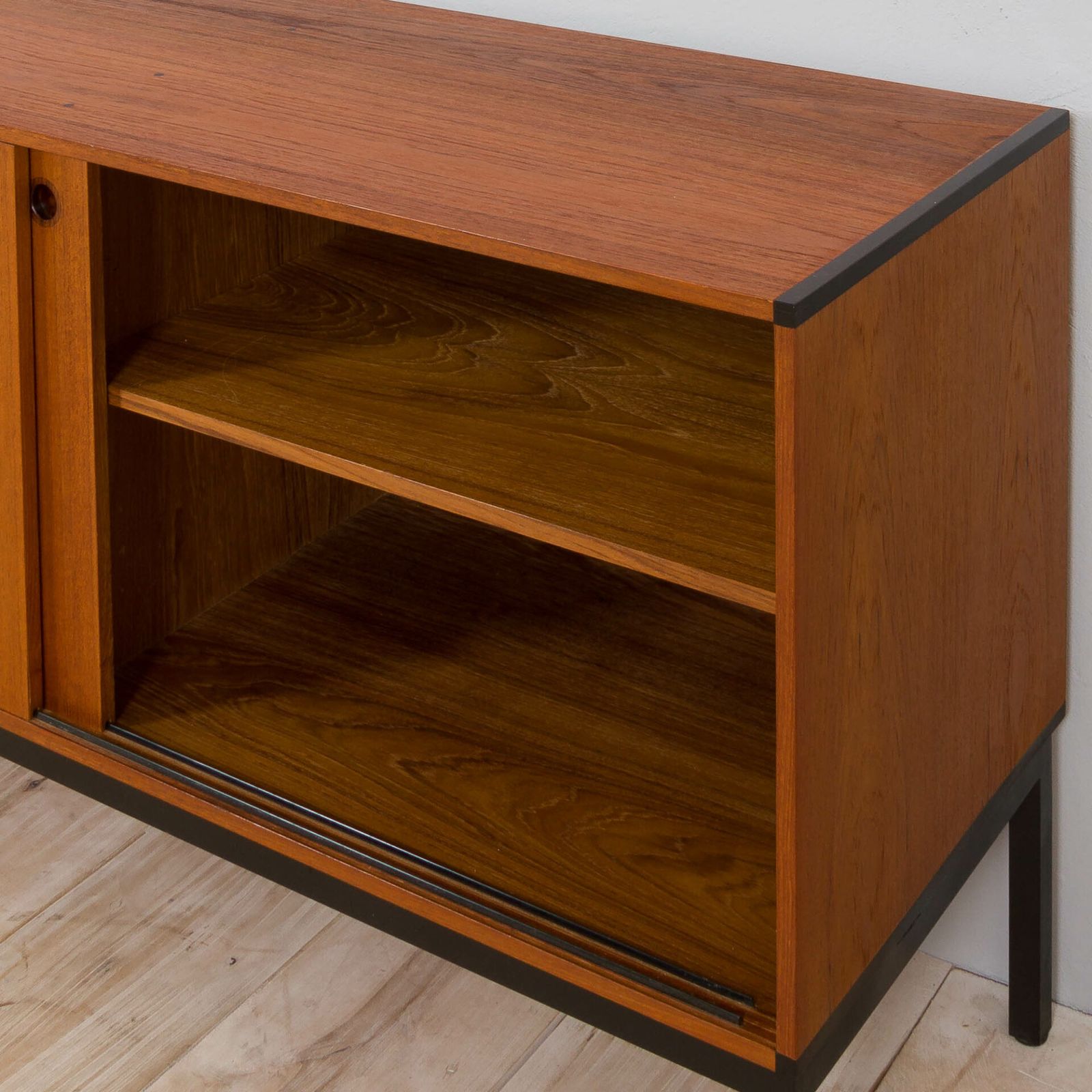 photo vintage Set Of 2 Teak Credenzas By Aksel Kjersgaard Danish Sideboard, 1960s