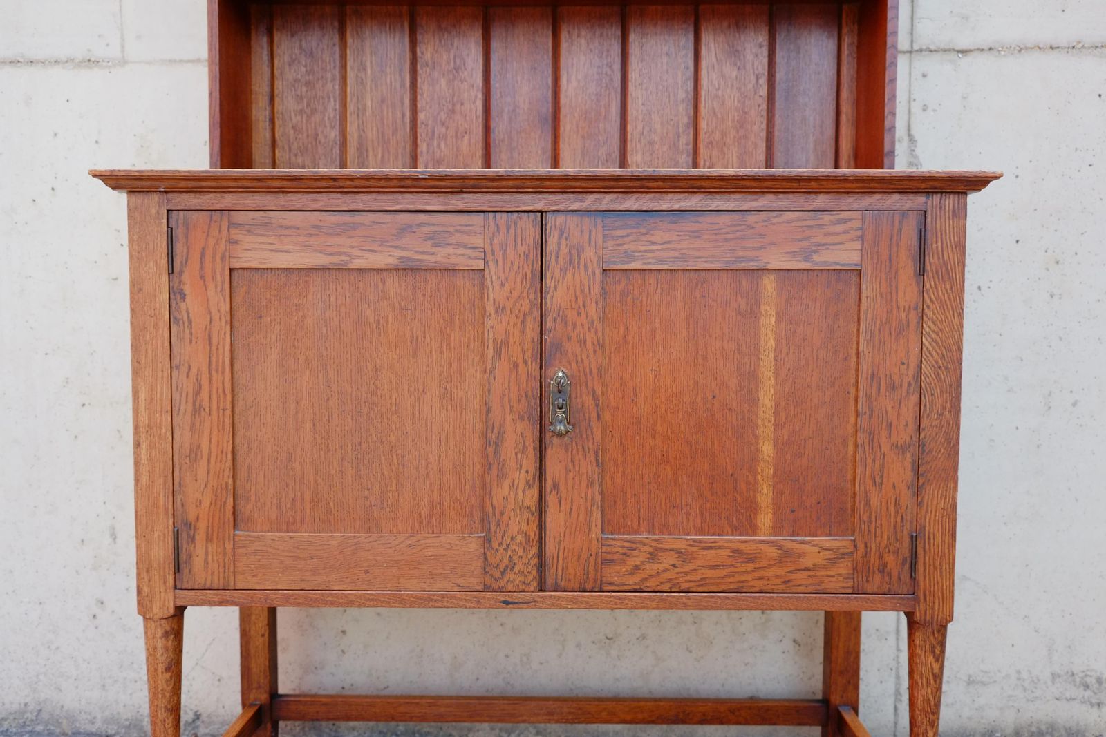 Compact Antique Solid Oak Welsh Dresser With Plate Rack photo vintage