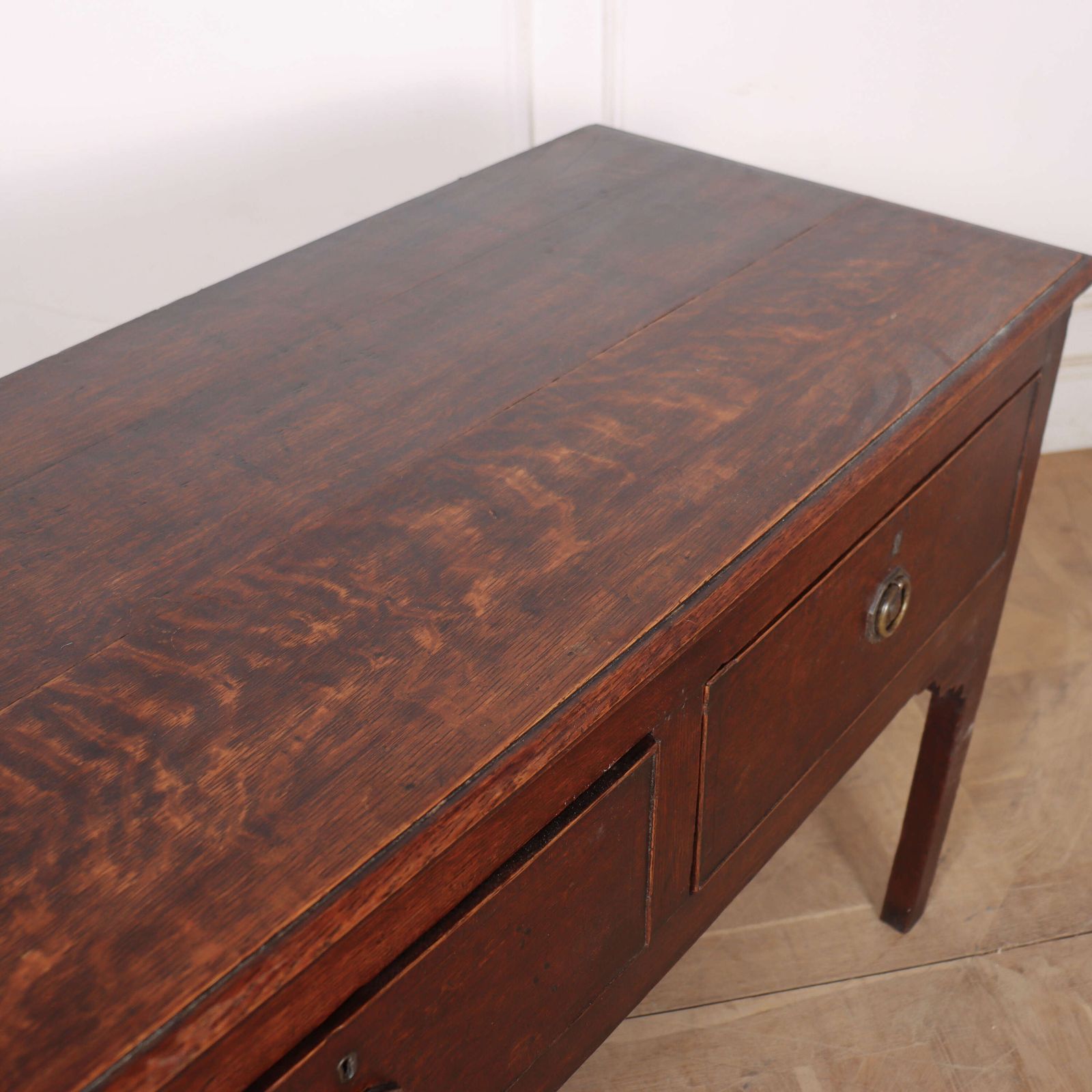 photo furniture 19th Century English Dresser Base